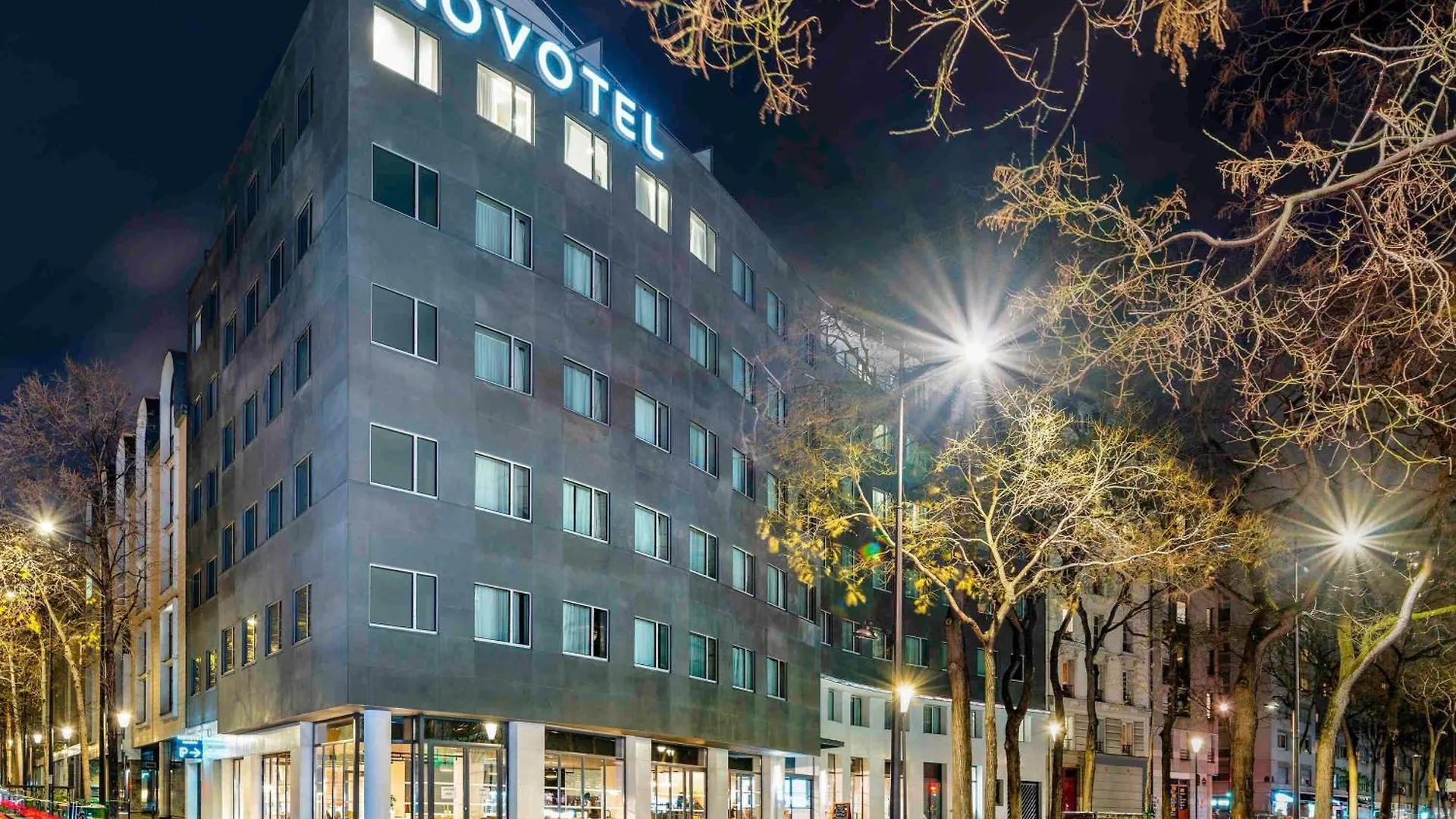 Novotel Paris 20 Belleville 4*,  France
