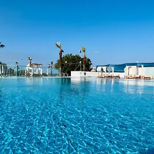 Adelais 3* Πρωταράς