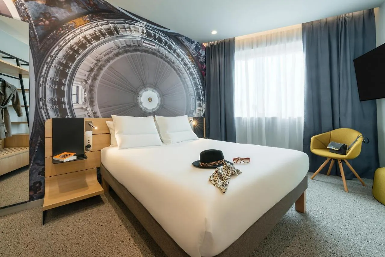 Novotel Paris 20 Belleville 4*,