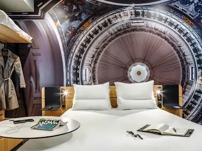 **** Hotel Novotel Paris 20 Belleville France