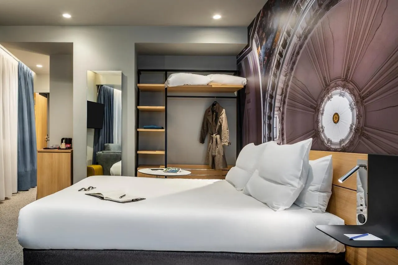 Novotel Paris 20 Belleville 4*,  Γαλλία